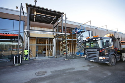 7 december 2015 - Byggnation av entrén till nya RUSTA-butiken.