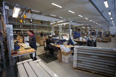 9 februari 2017 - Produktionen hade börjat komma igång i nya fabrikslokalen.