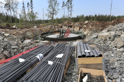 17 maj 2018 - I Joarknattens vindkrafts-park byggde man fundament.