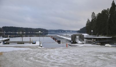 9 januari 2021 - Småbåtshamnen i Sandviken låg öde.
