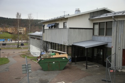 13 november 2021 - I Årjäng startade den inre rivningen av simhallen. inför kommande byggnation av nytt Badhus.