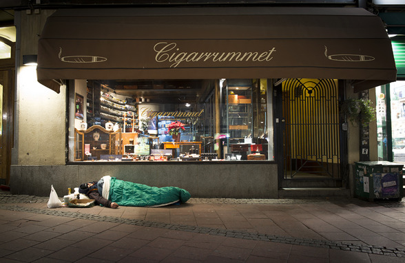 Stureplan i Stockholm  "Cigarrummet". (bilden är klickbar)
