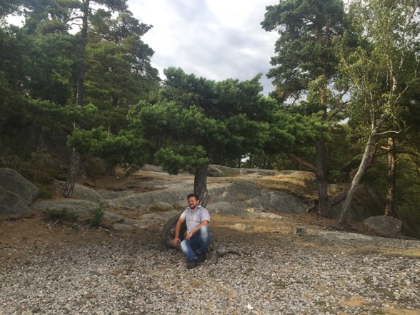 Vi hittar en häftig liten bonsai-beach i närheten av Nynäshamn. Vi hittar en häftig liten bonsai-beach i närheten av Nynäshamn.