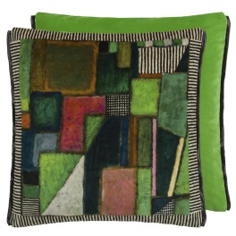 Designers Guild A.Nyhet Kudde RAKU PATCHWORK EMERALD VELVET 50x50 CCDG1578 Kampanj 25% rabatt på hela köpet över 5000 kr (gäller ej rea och tyger) KOD. GTGYTKXL