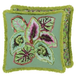 Designers Guild A.Nyhet Kudde LEAF GLAZE EMERALD COTTON 50x50 CCDG1586 Kampanj 25% rabatt på hela köpet över 5000 kr (gäller ej rea och tyger) KOD. GTGYTKXL