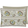 Designers Guild Kudde ENAMEL FLOWER CELADON COTTON 40x30 CCDG1593 (KÖP FLER - UPP TILL 15% RABATT) - 3-pack 15% rabatt