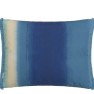 Designers Guild A.Nyhet Kudde Outdoor TARAKAN AZURE 60x45 cm CCDG1628 (KÖP FLER - UPP TILL 15% RABATT) - Visar kudde andra sidan