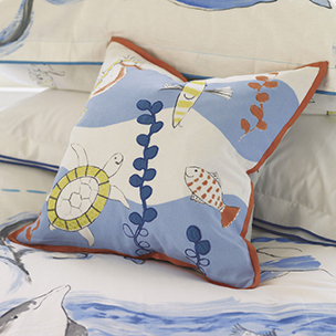 Designers Guild Barnkudde Whale of a time sky (2 st 830:-) per st 470:- - Kudde   Whale of a time sky