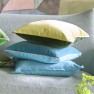 Designers Guild Kudde VARESE i 18 Färger 43x43 cm (1-PACK) Kampanj 25% rabatt på hela köpet över 5000 kr (gäller ej rea och tyger) KOD. GTGYTKXL