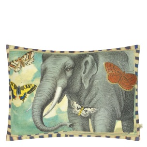 John Derian Kudde ELEPHANT'S TRUNK SKY CCJD5052 (1-PACK) Kampanj 25% rabatt på hela köpet över 5000 kr (gäller ej rea och tyger) KOD. GTGYTKXL - Kudde  En styck