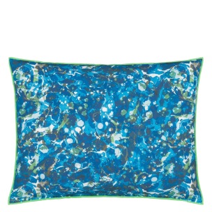 Designers Guild Outdoor Kudde ODISHA COBALT 60x45 cm CCDG1253 (1-PACK) Kampanj 25% rabatt på hela köpet över 5000 kr (gäller ej rea och tyger) KOD. GTGYTKXL - Kudde  En styck