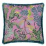 A Nyhet Designers Guild Kudde BROCART DECORATIF EMBROIDERED CERISE CUSHION 50x50 CCDG1467 (1-PACK) Kampanj 25% rabatt på hela köpet över 5000 kr (gäller ej rea och tyger) KOD. GTGYTKXL - Visar kudde andra sidan