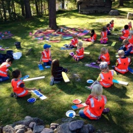 Land art projekt "Kultur i Uterum" - 3 dagars utomhus workshop totalt 300 st 5-åringar, Borås