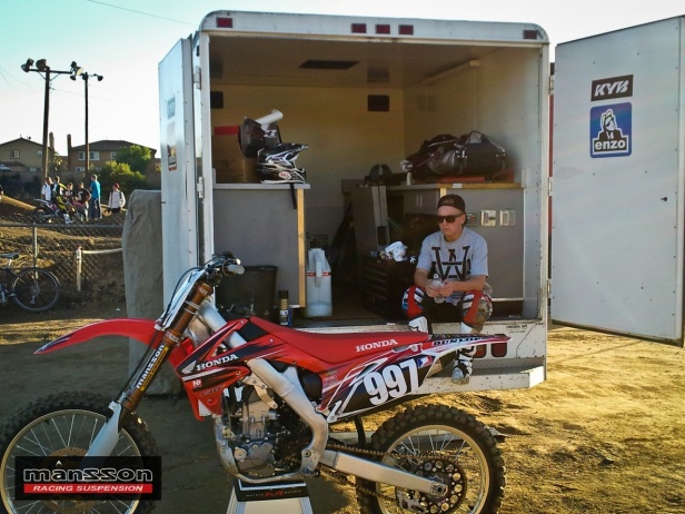 Träning Lucas oil mx park, många team som är här och testar.