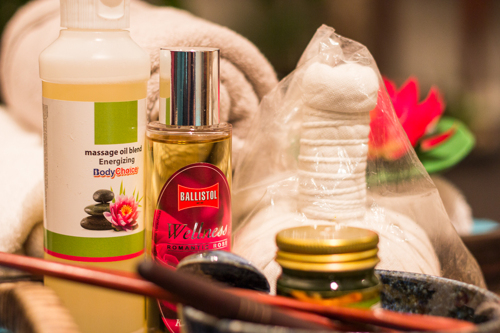 Tillbehör till thaimassage, drop in, solarium, oljemassage allt i Göteborg. Tillbehör till thaimassage, drop in, solarium, oljemassage allt i Göteborg.