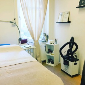 Välkommen in för en avslappnade thailändsk behandling, vi har vaxning för män och kvinnor, solarium, thaimassage, oljemassage, fotmassage, örtmassage och aroma massage i göteborg.