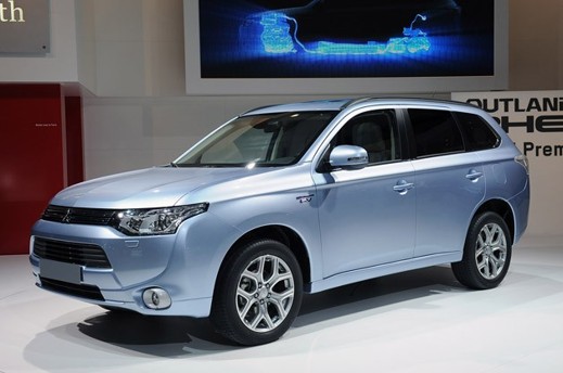 Outlander laddhybrid har kört fast Outlander laddhybrid har kört fast