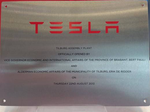 Officiellt invigt och öppet (Foto: Tesla Club Belgium) Officiellt invigt och öppet (Foto: Tesla Club Belgium)