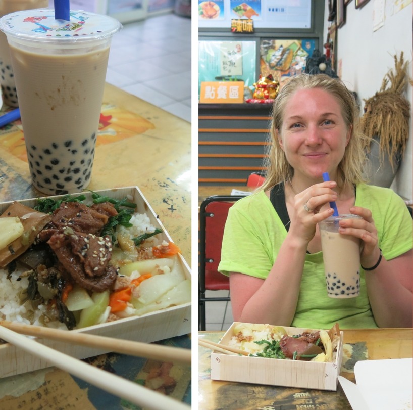 Sussie njuter av mat och Bubble-tea! Sussie njuter av mat och Bubble-tea!
