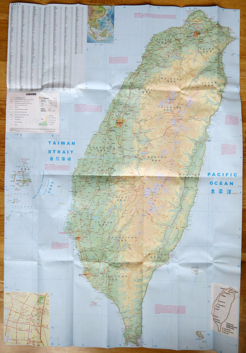 Vi landar med flyget i Taipei som ligger i norra Taiwan och därefter ska vi cykla runt ön och inleder med östkusten ner =) Vi landar med flyget i Taipei som ligger i norra Taiwan och därefter ska vi cykla runt ön och inleder med östkusten ner =)
