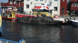 Västkustresan: Förtöjda hos SSRS på Käringön. Västkustresan: Förtöjda hos SSRS på Käringön.