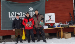 Söndagens topp trio. Vinnare Jari Taskinen (mitten), tvåa Evert Hellqvist (vänster) och trea Thomas "Mr Sweden" Axelsson (höger)