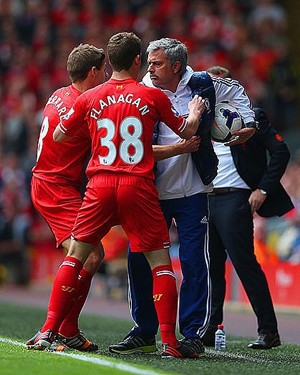 Mourinhos taktik slog Liverpool och då det inte hjälpte stal han bollen.
