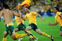 Australien till VM 2006 på straffar.
