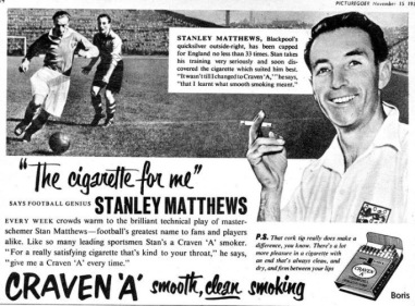 Detta är en bild som inte har med Matthews sista landskamp att göra, men det är intressant hur man såg på idrott och rökning på den tiden.