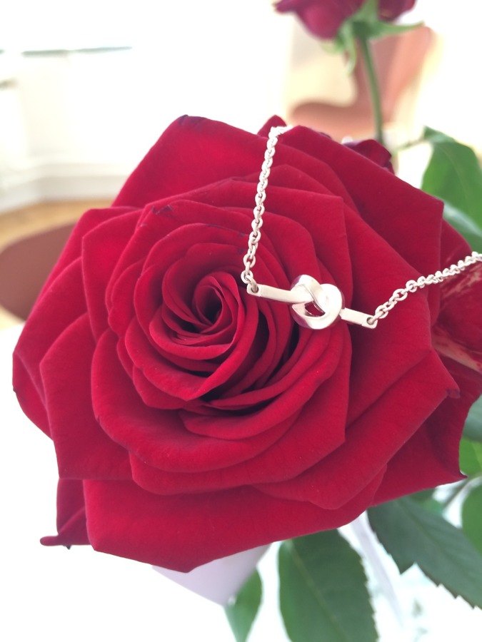 Love knot kärleksbutik utmattningsdepression utbränd väggen utmattningssyndrom psykiskohälsa Love knot kärleksbutik utmattningsdepression utbränd väggen utmattningssyndrom psykiskohälsa