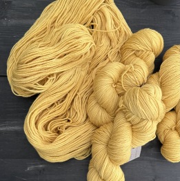 Garnlyckas soft merino 334m - Soft merino 334 solros