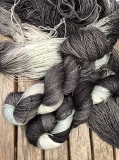 Jodis lactearia Sockgarn