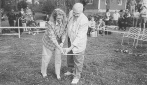 Invigning, Gunilla Lefwerth och Görgen Wolf (nr 2/94) Invigning, Gunilla Lefwerth och Görgen Wolf (nr 2/94)