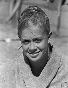 Ann-Christine Hagberg, som var med i OS 1964 (sjua på 100 m fritt), och även blev "Årets Idrottskvinna" 1963, tillsammans med Ulla Lindkvist, orientering.