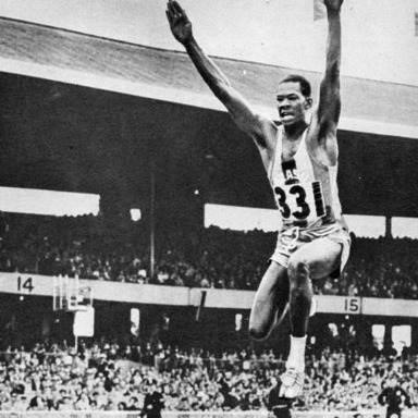 Adhemar Ferreira da Silva, en stilfull trestegshoppare från Brasilien som vann guld både 1952 i Helsingfors (16,22 m) och i Melbourne (16,35 m).